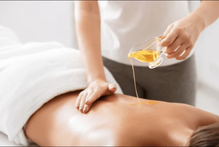 Herbal Oil Massage for Body Pain